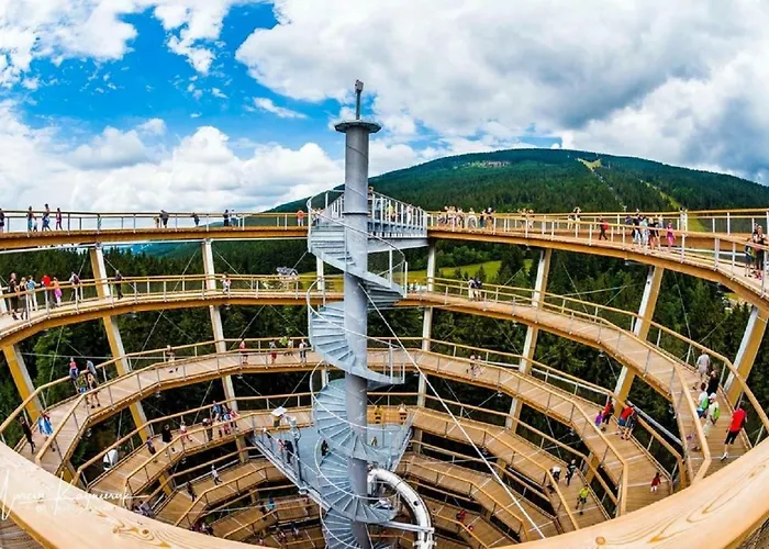 アパート Draci Udoli トルトノフ